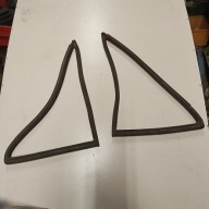 fiat 125p uszczelka szyby trójkątnej prawa lewa