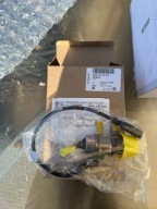 AUDI/ VOLKSWAGEN WTRYSKIWACZ ŚRODKA REDUKCYJNEGO 059131113H