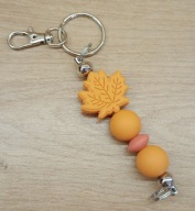 Brelok do kluczy Liść klonowy zawieszka 6423 Oliwia Kurowska, Kuba Kurowski