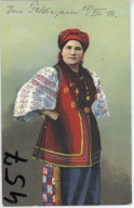 Widoki Typy Ukrainy -kopieta w stroju ludowym KUK - b