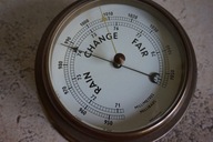 BAROMETR MOSIĄDZ MARYNISTYCZNY OKRĘTOWY JACHTOWY VINTAGE MEGA 19cm. ANTYK