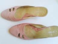 Klapki różowe ze skóry