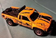 STARY Resorak, autko, MAISTO TOYOTA SR 5