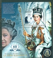 JPII. ELŻBIETA II. REP.TOGO. Mi Bl. A**2012r.