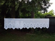 Śliczna zazdrostka z wytłaczanymi wzorami - 250cm x 58 cm - bdb !