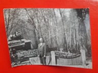 PRL Gdańsk Westerplatte mężczyzna pomnik czołg (1773b)