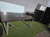 STEELCASE biurko 180 x 1O0 , + zestaw szafek kolor orzech