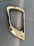 NISSAN NAVARA NP300 D23 CHROM PRAWY PRZÓD RAMKA HALOGENU 62256-4KJ0A