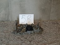 NR 58 Podstawa obudowa filtra oleju Audi A8 D3 4,2TDI 057115401AA