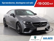 Mercedes E E 300, Salon Polska, Serwis ASO