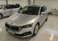 Skoda Octavia Maly przebieg Polski salon FV 23 1.5 Benzyna 150KM