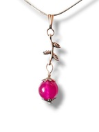 JF62A Wisiorek/zawieszka kamienie JADEIT FUKSJA GAŁĄZKA