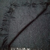 Czarny wełniany ciepły pled koc boucle