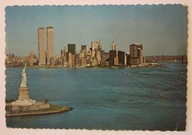 STATUA WOLNOŚCI - STATUE OF LIBERTY AND LOWER MANHATTAN, NEW YORK, USA