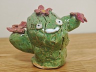 Gliniany kaktus – unikatowa rzeźba ceramiczna