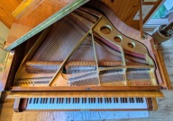 Fortepian Gaveau à Paris (baby grand style)