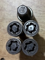 ŚRUA ŚRUBY ZABEZPIECZAJĄCE ORYGINALNIE AUDI A3 A4 B6 B7 A5 A6 C5 C6