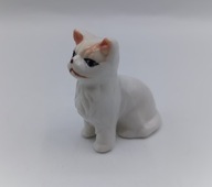 Kotek kot z porcelany - ładna mała figurka kolekcjonerska
