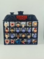 Półka Stranger Things – domek na figurki Kinder Joy (24 miejsca)