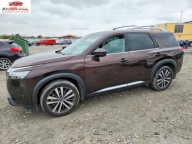 Nissan Pathfinder Platinum 2022 3.5 Benzyna 284KM