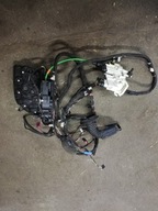 BMW G30 G31 zamek dociąg drzwi prawy tył 7477712