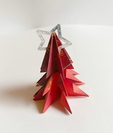 Choinka z papieru z gwiazdką