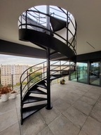 Schody kręcone wangowe zewnętrzne