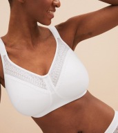 Śliczna markowa bielizna M & S 8000 UK 42F EUR 95G 47% cotton