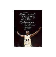 Plakat „Never Give Up” – Motywacyjny Plakat Sportowy