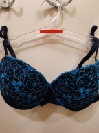 Biustonosz MARKS&SPENCER. 70 D.