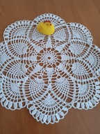 Serwetka szydełkowa do koszyczka średnica 33 cm