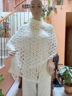 DUŻY SZAL AŻUROWY SZYDEŁKOWY RĘCZNIE WYKONANY ŚMIETANKOWA BIEL RĘKODZIEŁO