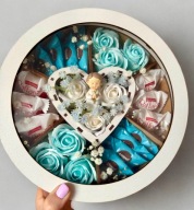 SERCE KOMUNIJNE ZE SŁODYCZAMI I KWIATAMI MYDLANYMI DLA CHŁOPCA