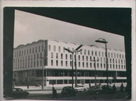 WARSZAWA "DOM CHŁOPA" STARE AUTA /U18