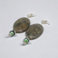 Jaspis ....Srebrne kolczyki z jaspisu p.925 z agatem tybetań.
