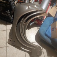 Blotnik przedni prawy Fiat 126p EL