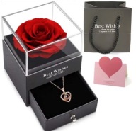 Elegancki Zestaw Prezentowy – Naszyjnik Serce z Cyrkonią + Wieczny Kwiat