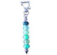 Modułowy brelok z koralikami w kocie łapki - jasnozielony