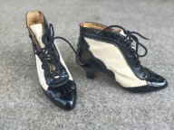 Marka nieznana nr 38 czarno-białe botki w stylu retro na słupku skóra