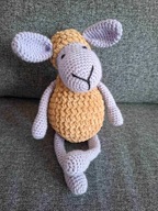 Owieczka fioletowa - szydełkowa maskotka ze stadka Basi na 34.WOŚP