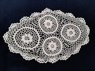 Koronkowa serweta owalna koronka 38x25