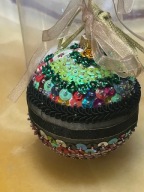 CEKINOWA BOMBKA BOŻENARODZENIOWA RĘCZNIE WYKONANE RĘKODZIEŁO