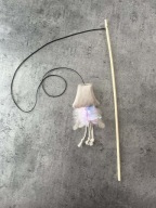 WĘDKA DLA KOTA ZABAWKA WALERIANA KIJ 50 CM tęcza
