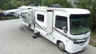 Kamper Jayco Precept 36T (2017) na podwoziu Ford F53