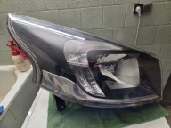 Reflektor prawy EU TRAFIC III VIVARO II 93867948