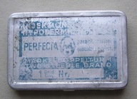 Stare pudełko z igłami do strzykawek Perfecta