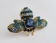 UROCZA BROSZKA ĆMA POZŁACANA Z KRYSZTAŁEM I CYRKONIAMI