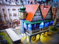 RATUSZ z Arkadami i Oświetleniem LED w H0