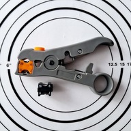 ŚCIĄGACZ IZOLACJI do kabli/przewodów antenowych/koncentrycznych LAN UTP+NÓŻ