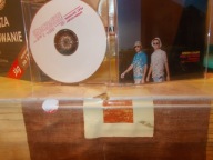 Green Court Vs. De/Vision – Shining Singiel